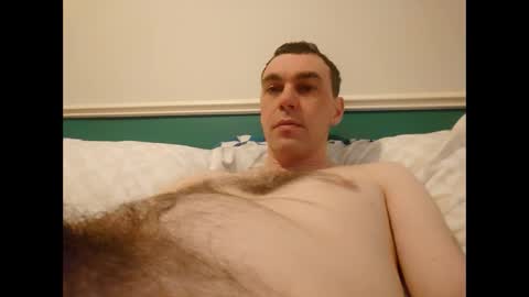 Snapshot of burtz909 chatting on December 6, 12:11 pm burtz909 online show from December 6, 12:11 pm