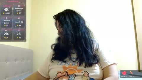 Snapshot of bustyemma chatting on March 6, 12:41 pm Emma online show from March 6, 12:41 pm
