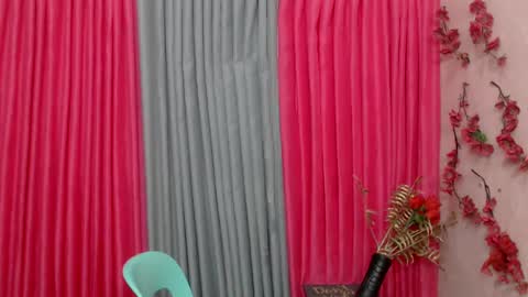 buttycamille online show from March 4, 5:11 am