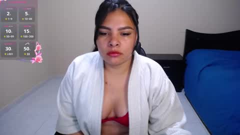 Snapshot of caliope_goddess1 chatting on February 25, 10:15 am caliope_goddess1 online show from February 25, 10:15 am