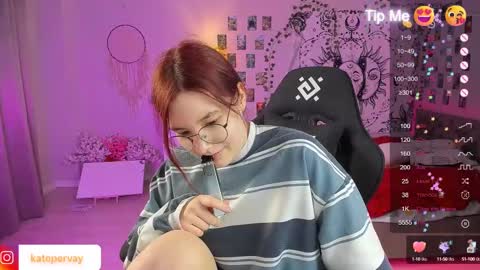 kate online show from February 22, 9:26 pm