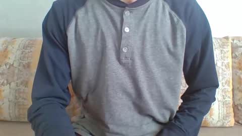 Snapshot of calvin_sexy_arab chatting on February 20, 9:33 am calvin_sexy_arab online show from February 20, 9:33 am