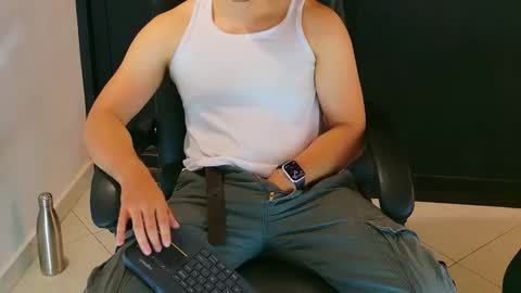 camara110 online show from January 24, 4:05 am