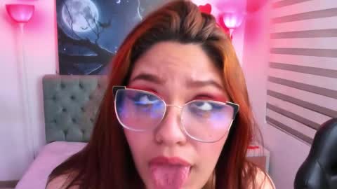 Snapshot of camiila_osorio chatting on February 19, 6:55 am Camila Osorio online show from February 19, 6:55 am