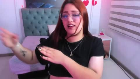 Snapshot of camiila_osorio chatting on February 25, 6:47 am Camila Osorio online show from February 25, 6:47 am