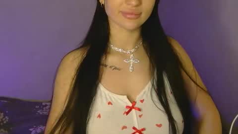 Snapshot of camillarose_ chatting on September 17, 5:16 pm CamillaRose online show from September 17, 5:16 pm