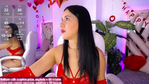 Snapshot of camille_halls chatting on February 15, 10:44 am Camille online show from February 15, 10:44 am