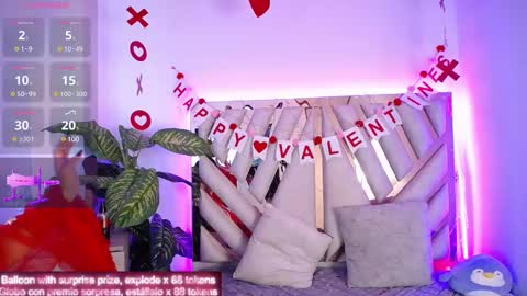 Snapshot of camille_halls chatting on February 15, 4:56 pm Camille online show from February 15, 4:56 pm
