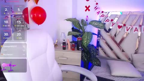 Snapshot of camille_halls chatting on February 9, 2:18 pm Camille online show from February 9, 2:18 pm