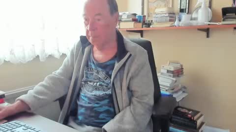 Cammee online show from March 12, 8:41 am
