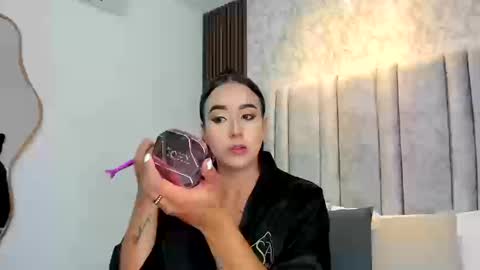 Snapshot of candy__sweetxxx chatting on September 9, 1:33 pm Candy Sweet online show from September 9, 1:33 pm