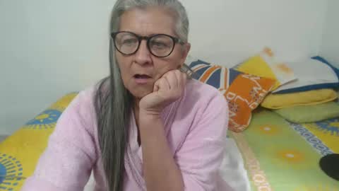 candy online show from February 1, 9:08 pm
