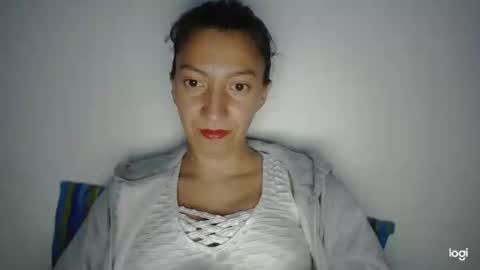 candymilfff online show from December 28, 4:30 am