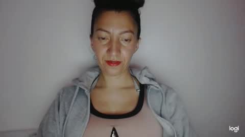 candymilfff online show from December 16, 4:34 am