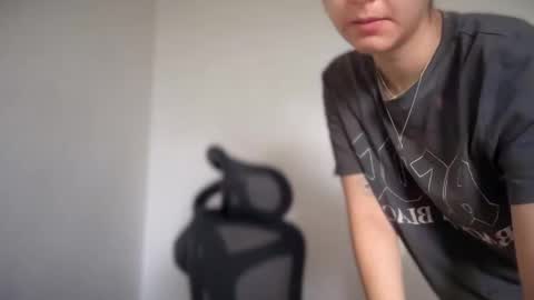 Snapshot of cappuccinokiss chatting on September 15, 7:32 am Emma online show from September 15, 7:32 am