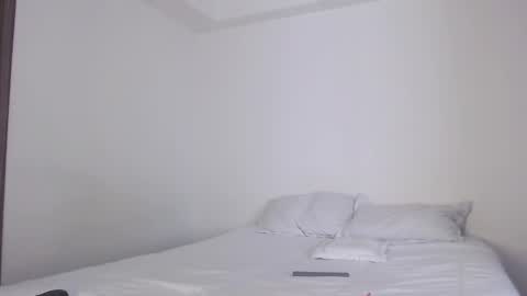 Snapshot of caramelo1900_ chatting on September 18, 6:45 pm CARAMELO1900 online show from September 18, 6:45 pm