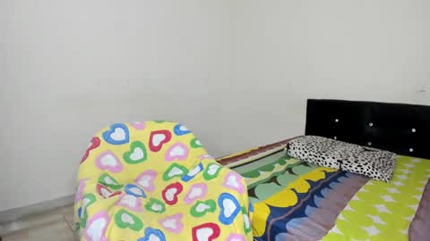 Snapshot of cardrey05 chatting on March 1, 1:21 am Carlos and Cristian online show from March 1, 1:21 am