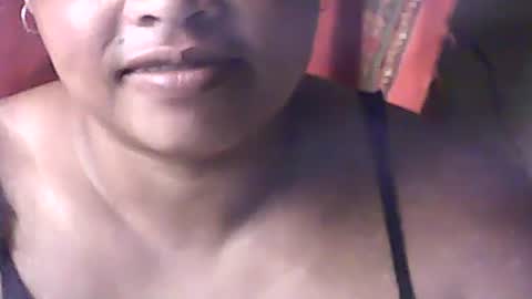Snapshot of carinesexy69 chatting on February 16, 9:59 am carinesexy69 online show from February 16, 9:59 am