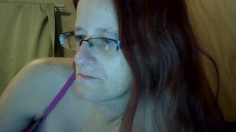 carleeswoman08 online show from February 13, 2:09 pm