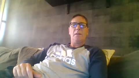 Snapshot of carlonebraska112233 chatting on December 7, 8:38 am carlonebraska112233 online show from December 7, 8:38 am
