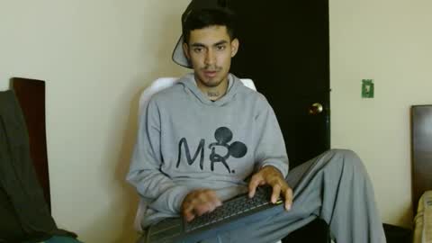Snapshot of cash_master_san chatting on September 13, 2:52 pm Cash Master San online show from September 13, 2:52 pm