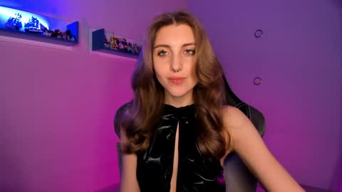 Seductress Cassia  FINDOM AND SADISM  NO NUDE online show from February 7, 10:52 pm