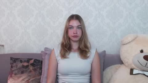 Tina online show from September 19, 1:26 pm