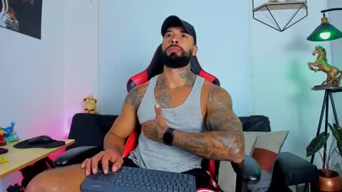 Matheo Brown online show from February 17, 4:39 pm