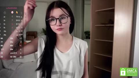 Eva  online show from September 8, 6:18 pm