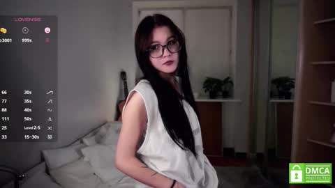 Eva  online show from September 10, 6:20 pm