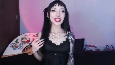 Cati help me reach my goal of 100 thumbs up again 3 online show from January 13, 1:28 pm