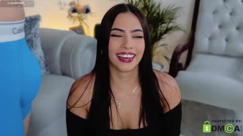 Snapshot of catrina26_ chatting on March 6, 6:59 pm IG soycatrinaoficial online show from March 6, 6:59 pm