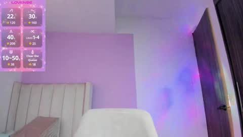 Snapshot of caylin_jordan chatting on September 17, 12:08 pm Cay online show from September 17, 12:08 pm