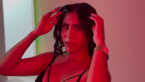 Snapshot of celeste_rouss_ chatting on January 22, 7:57 am Sofia Castrillon online show from January 22, 7:57 am