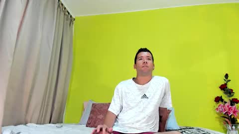 Snapshot of celesteyorucso chatting on September 13, 8:00 pm Celeste Orucso online show from September 13, 8:00 pm