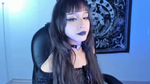   online show from February 18, 5:09 am