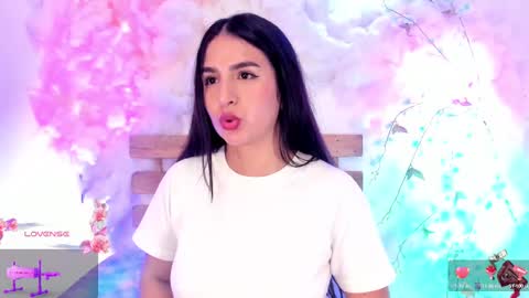 Hello guys my name is Sofi and Lizzie and  Vanessa online show from February 17, 5:34 pm