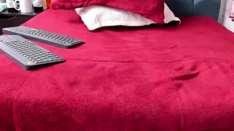 Snapshot of charlott_lens chatting on February 6, 6:56 pm Charlott online show from February 6, 6:56 pm
