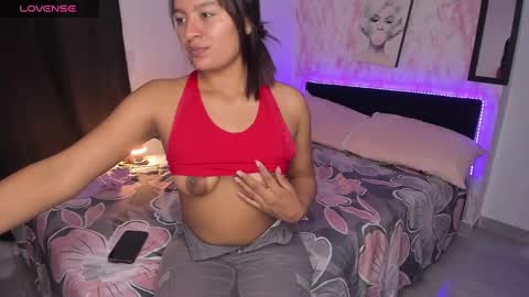 charlotte_hot47 online show from February 13, 11:15 pm