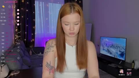 Em online show from March 5, 2:56 pm