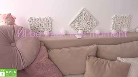 Snapshot of cheerrysweett chatting on January 27, 3:39 pm Baby Cherry online show from January 27, 3:39 pm
