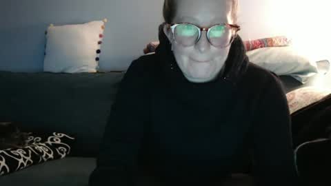 Chelsea online show from December 18, 8:57 pm