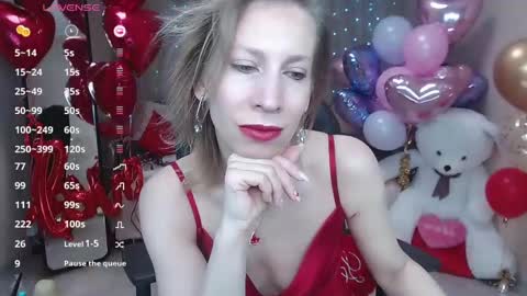 Snapshot of cherishsia chatting on February 14, 6:02 am Adriana online show from February 14, 6:02 am