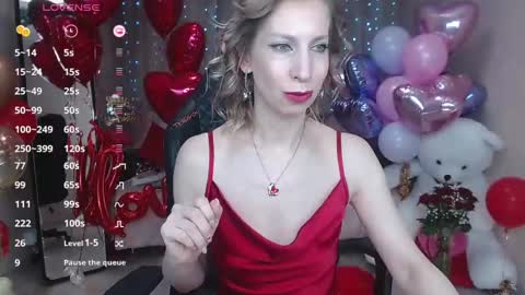 Snapshot of cherishsia chatting on February 14, 9:03 am Adriana online show from February 14, 9:03 am