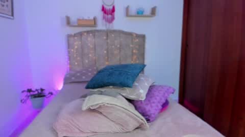 cherries_and_wine_ online show from December 2, 7:22 pm
