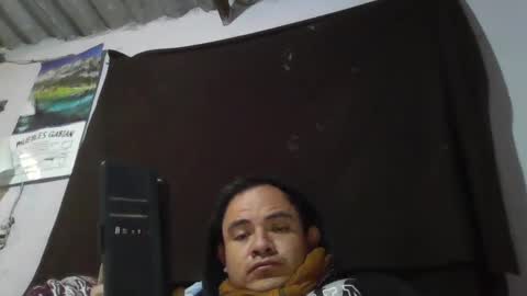 Snapshot of chicoamable chatting on January 2, 7:44 am Armand online show from January 2, 7:44 am