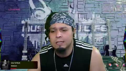 Snapshot of chinoroz chatting on March 2, 8:38 am Enrique online show from March 2, 8:38 am
