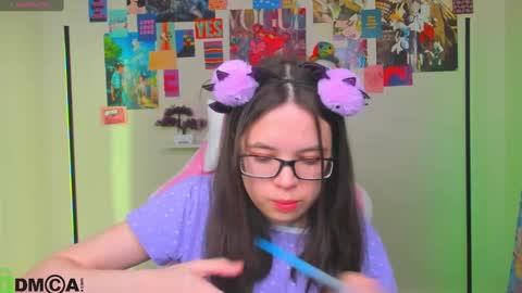 chio_mio online show from March 11, 12:50 pm