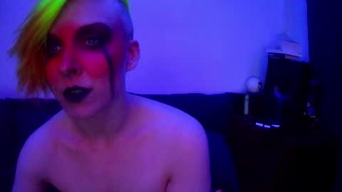 Chloekissxo online show from February 9, 3:00 am