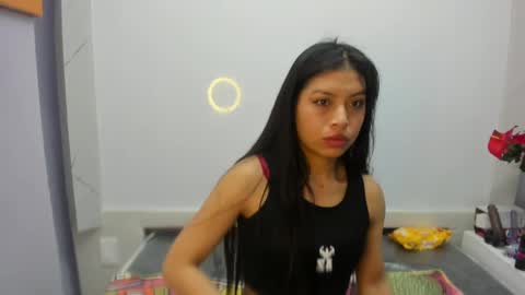 Snapshot of chloemartini_ chatting on March 2, 2:51 am ChloeSignup For Free Join my Fan Club online show from March 2, 2:51 am